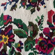 White vintage floral rug made by hand in Romania, beautiful flowers