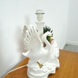 Cygnes en porcelaine avec des détails en or vintage