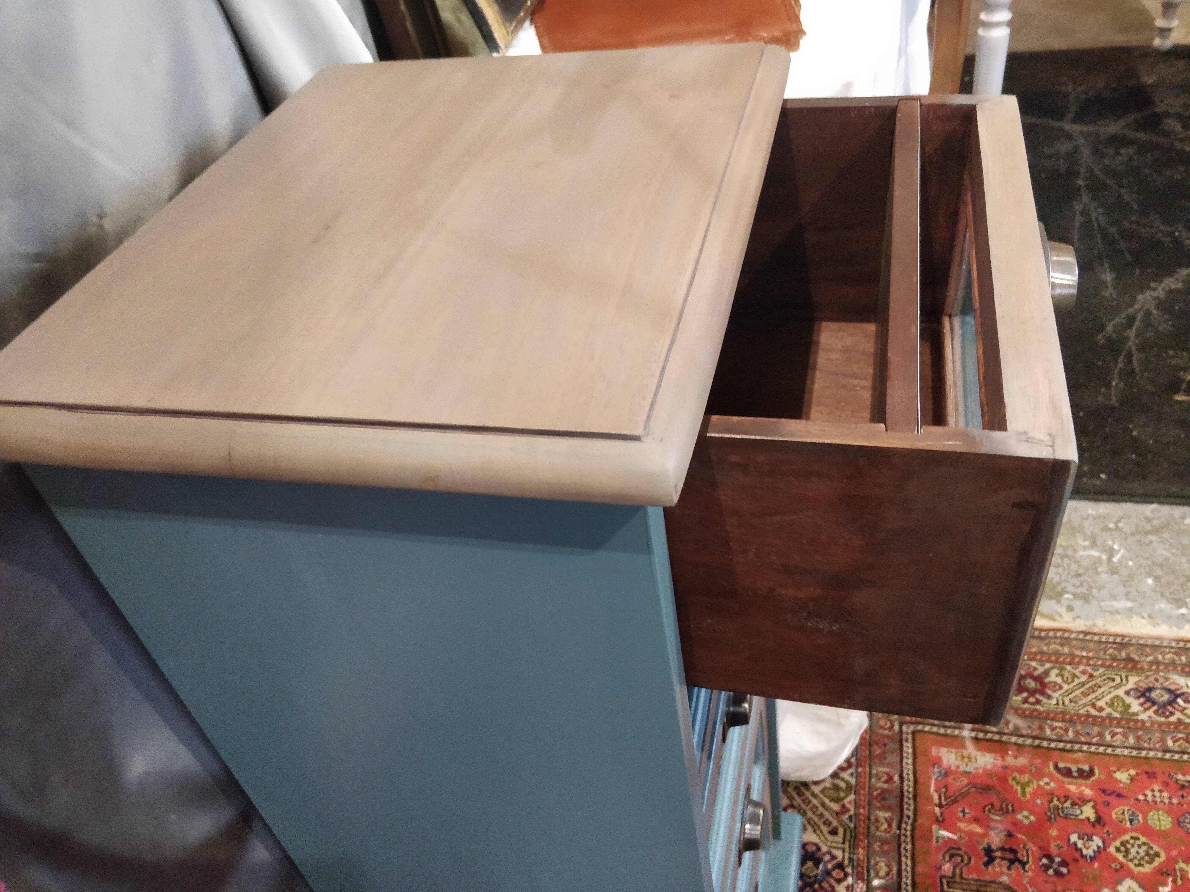 Antique chiffonnier with a new look