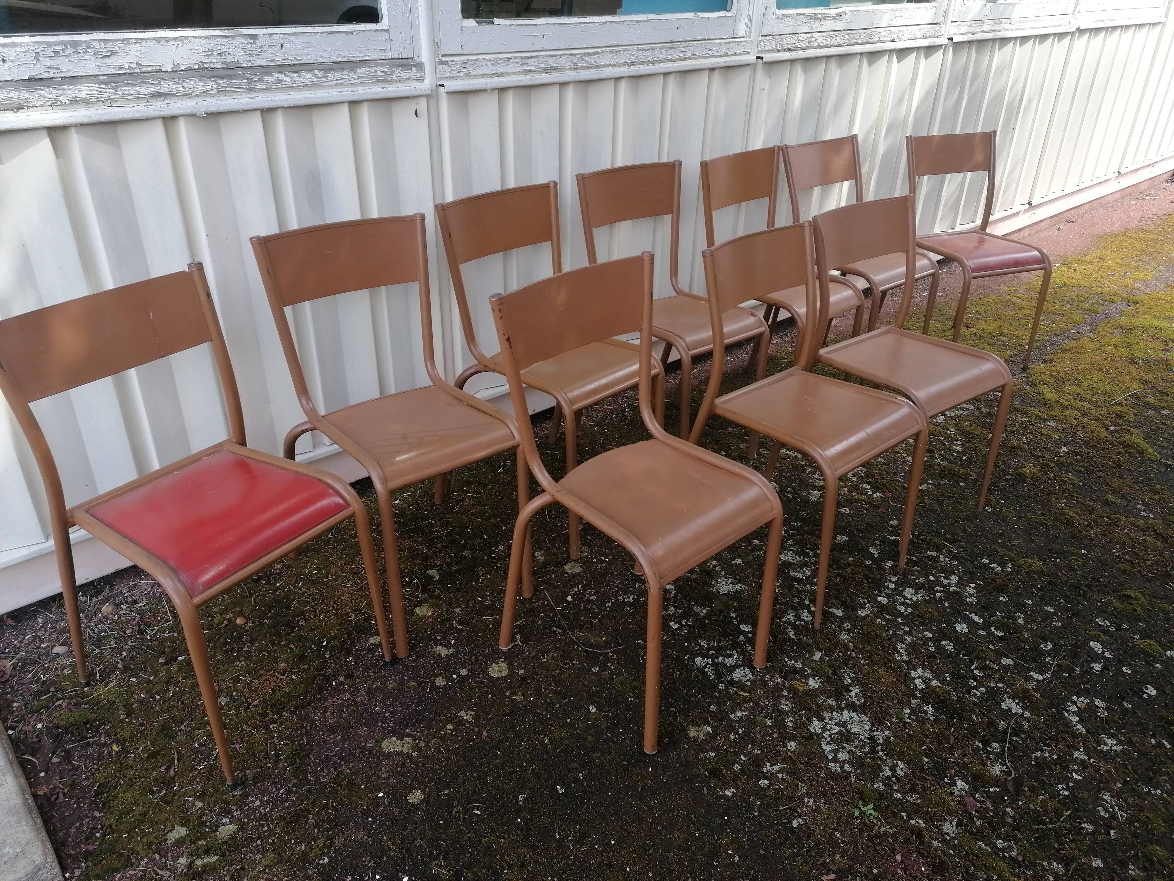 Lot 10 chaises d'école