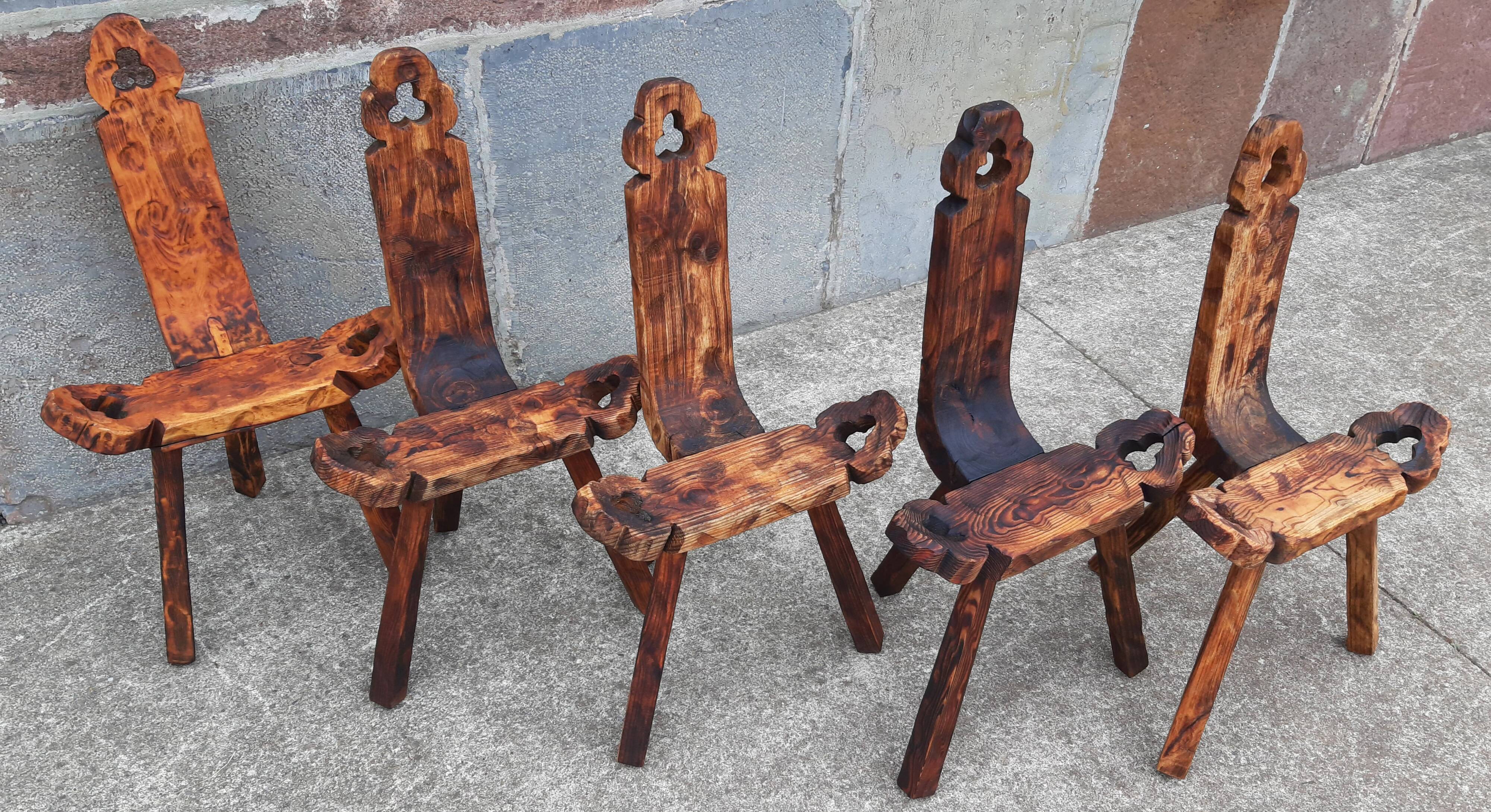 Set of 5 wooden tripod chairs