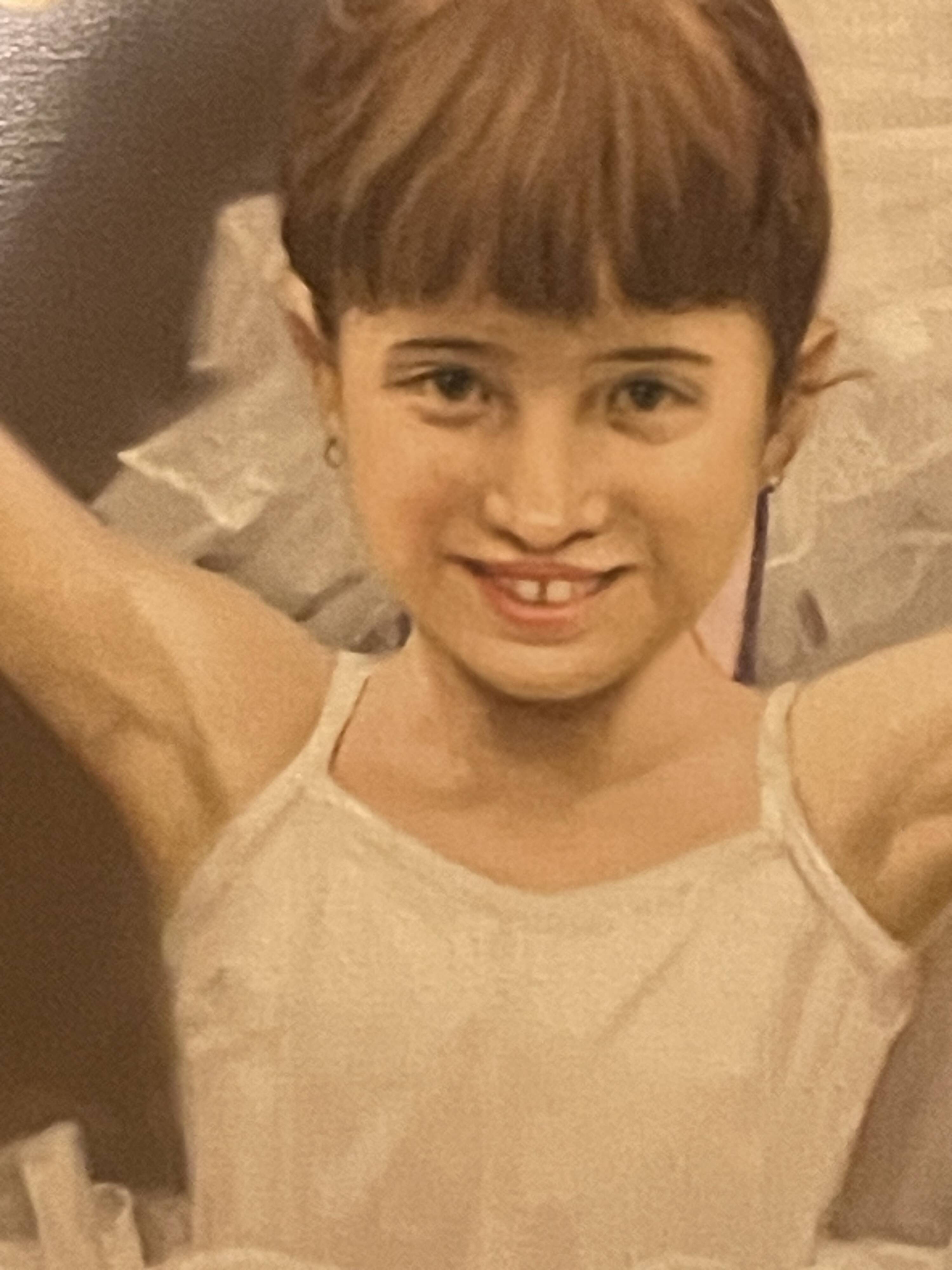 Painting on canvas, airbrush? young dancer in tutu, to be identified