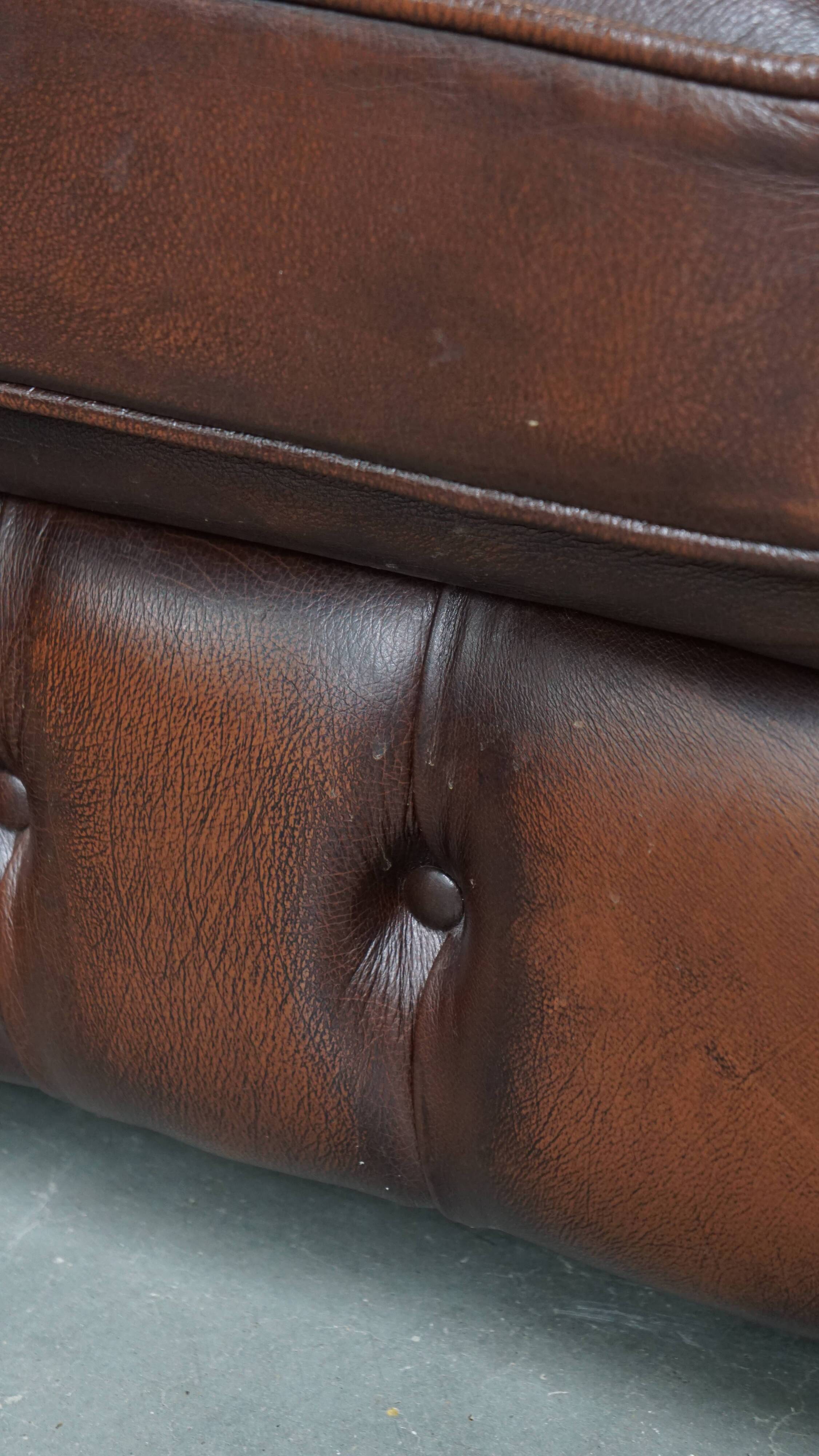 English style cowhide Chesterfield club chair