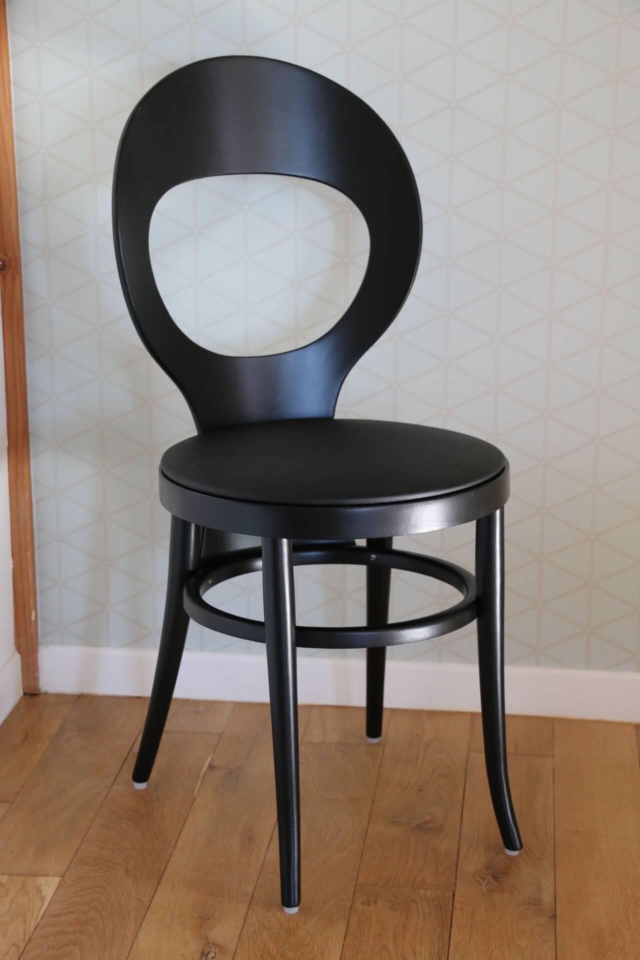 BAUMANN black seagull chair black skai