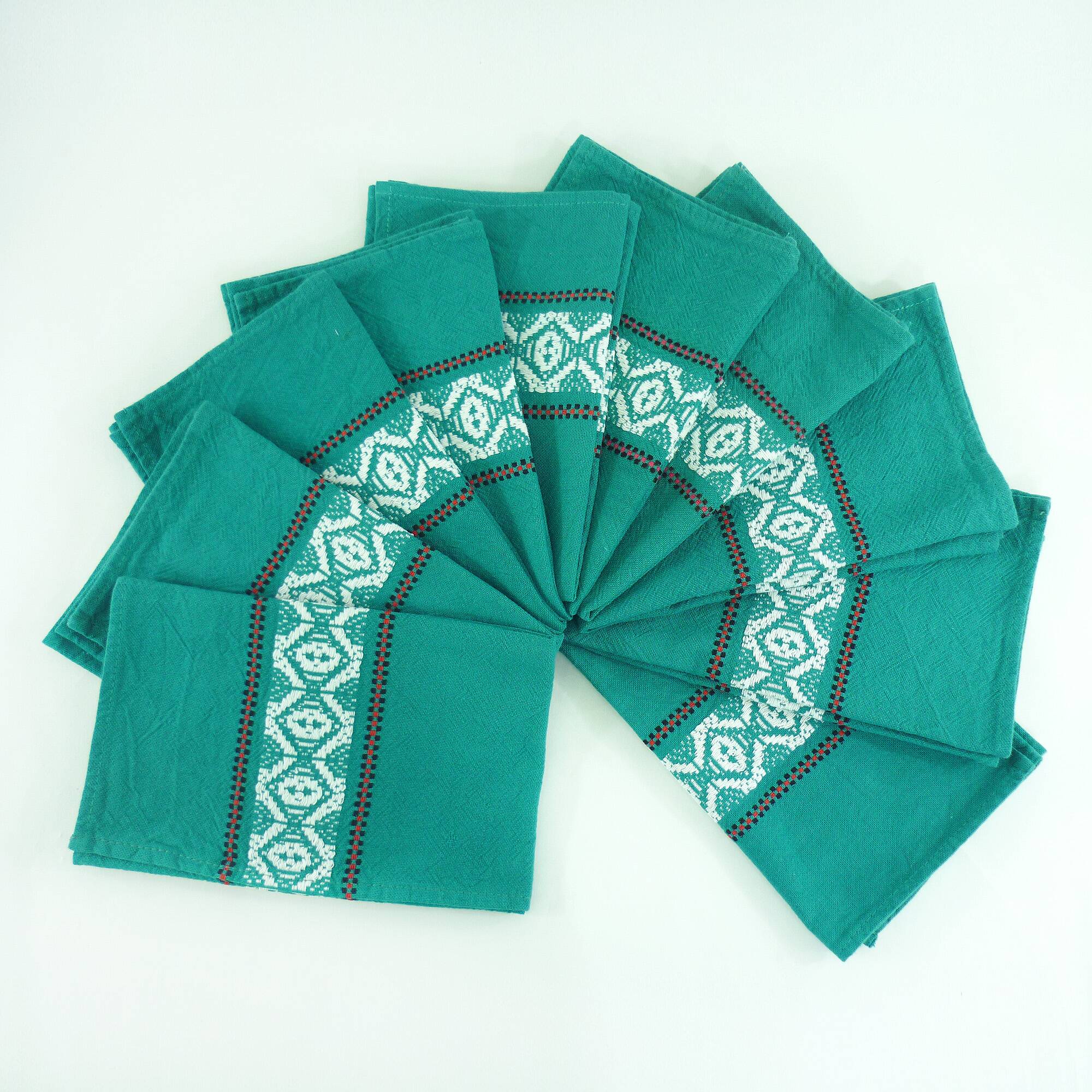 10 green cotton napkins - embroidered Basque-style designs
