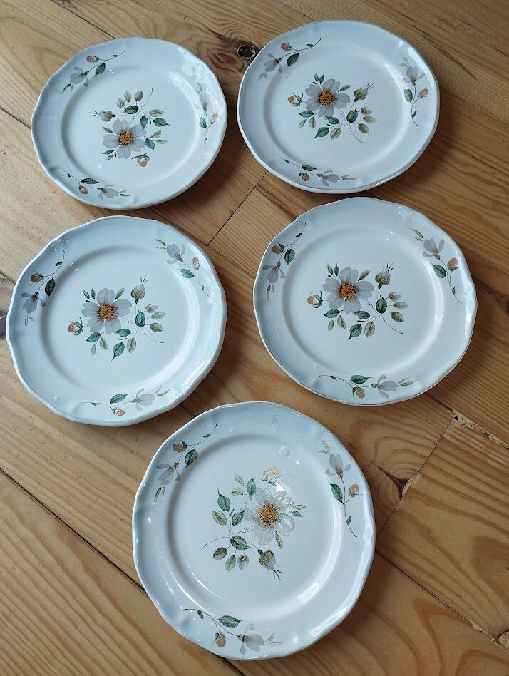 5 assiettes à dessert Saint-Amand – modèle Norelle