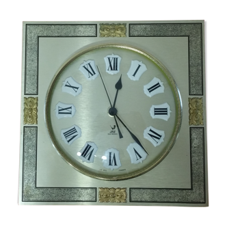 Jaz retric clock