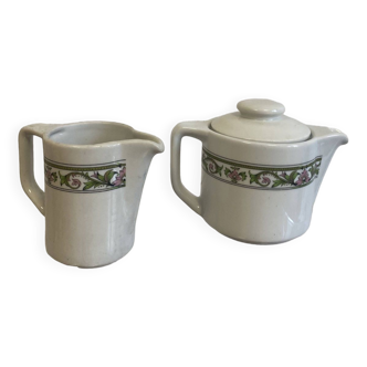 Teapot and milk jug set