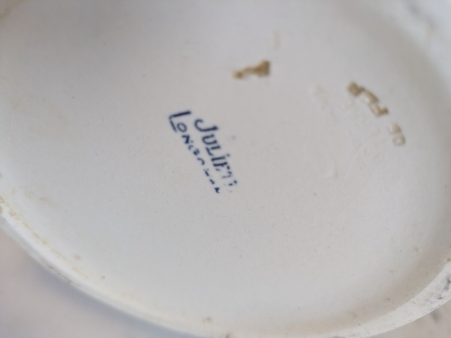 Pichet Longchamp 19th century