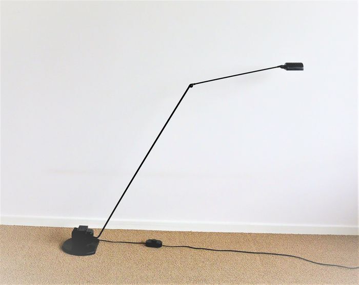Daphine floor lamp by Tommaso Cimini