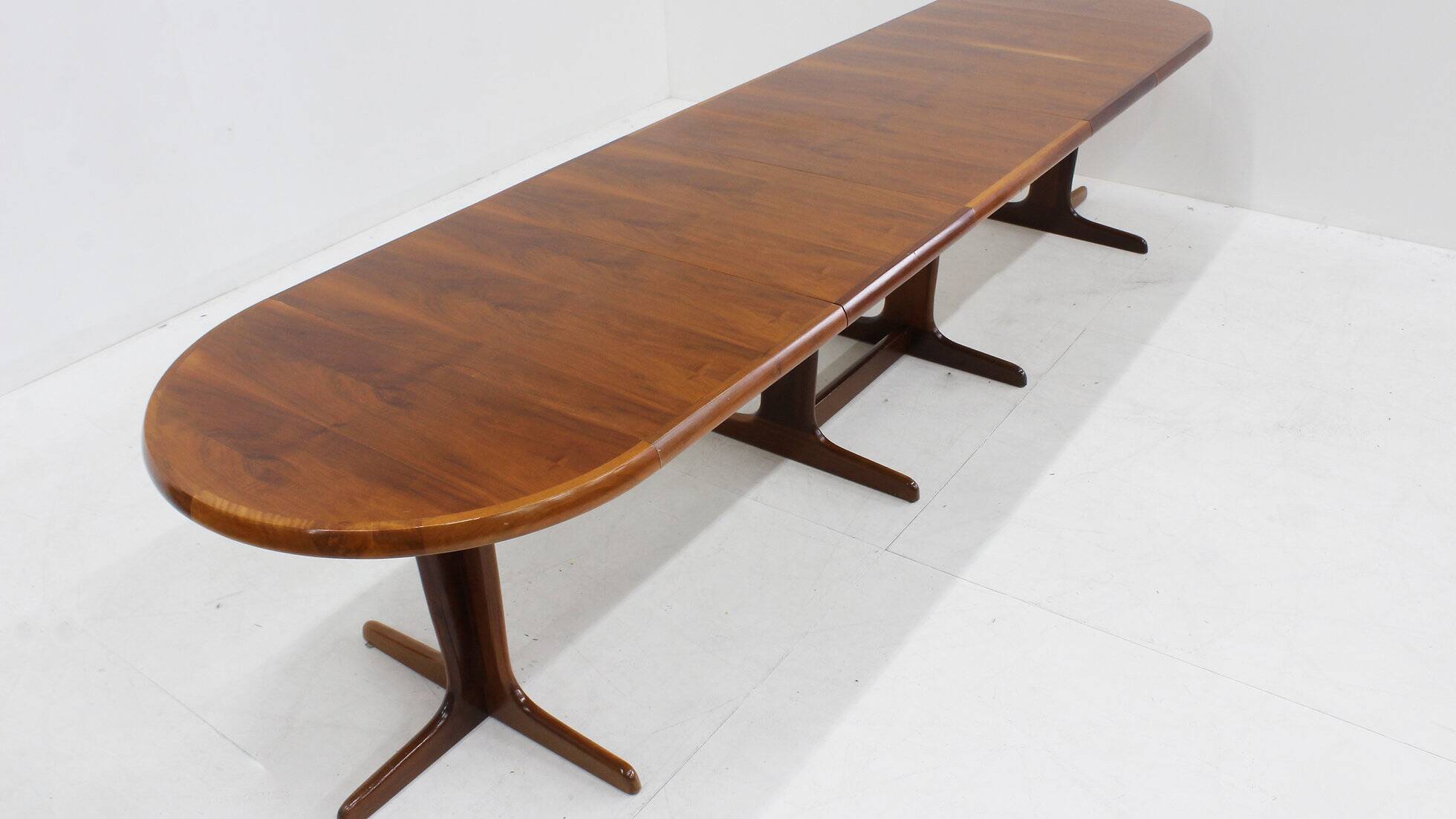 Vintage large oval extendable dining table 1960s XL