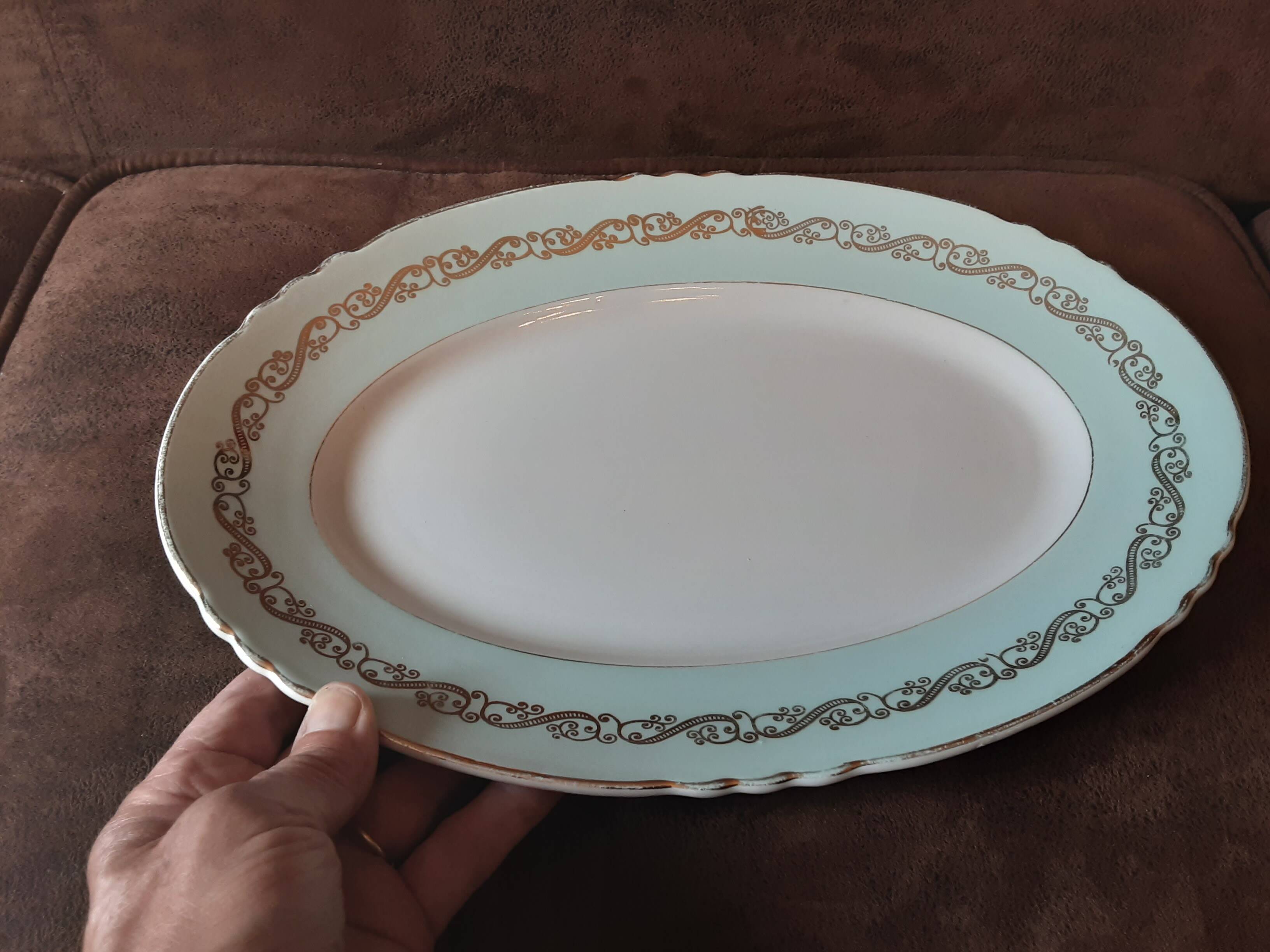 Oval dish Faïencerie D Orchies