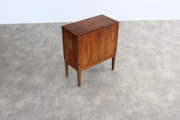 armoire vintage   armoire audio   années 1960   suédois