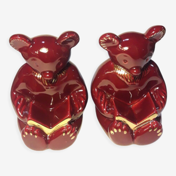 Pair of greenhouse books bears red burgundy and gold, ceramic