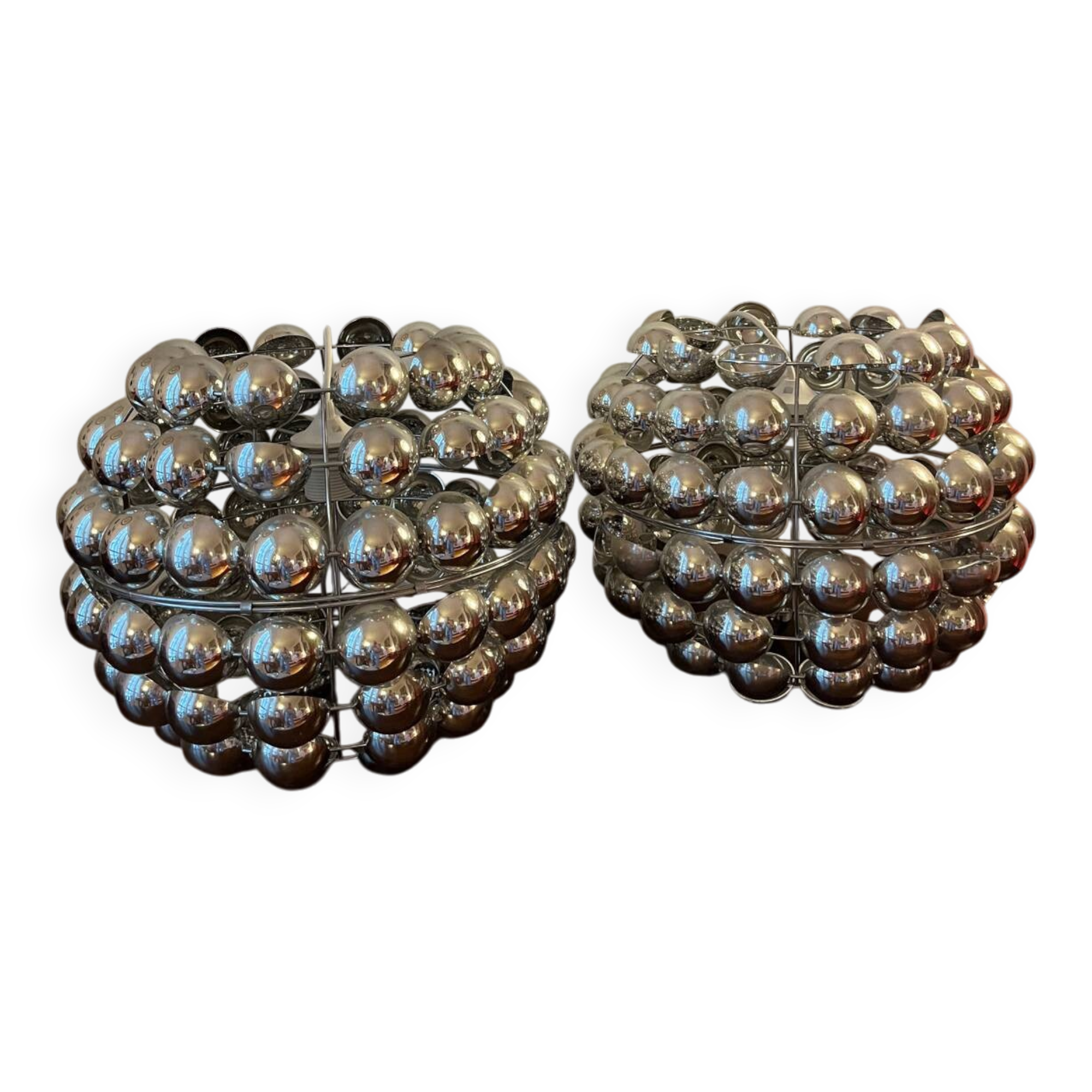 2 kinetic suspensions Kare Design model Bulb