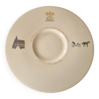 Chateaux relay plate