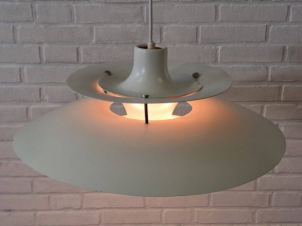 PH 5 pendant light, Louis Poulsen