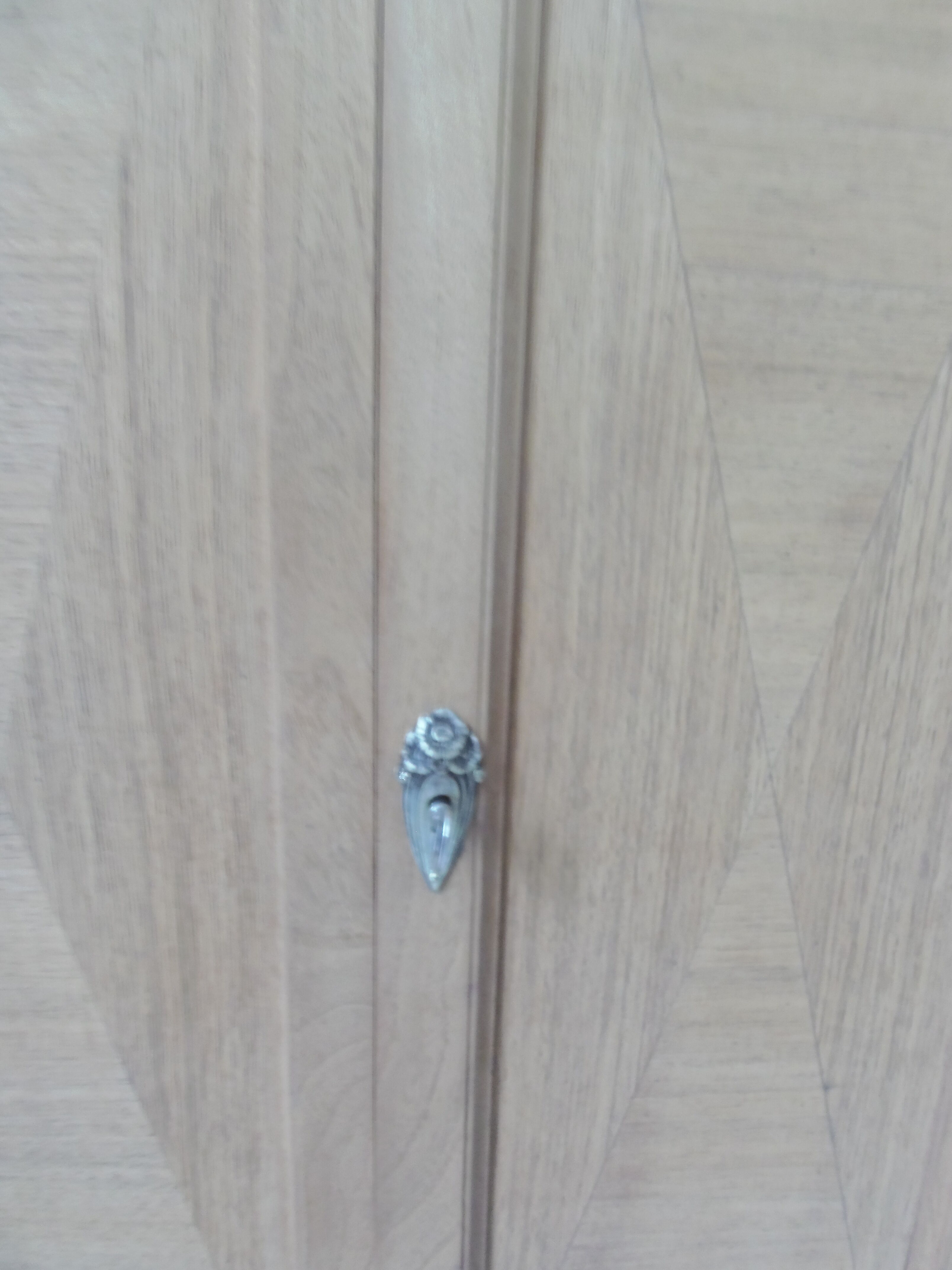 Meuble vintage 2 portes, faible profondeur en bois marqueté finition cirée