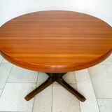 Extendable round dining table, teak, 1960