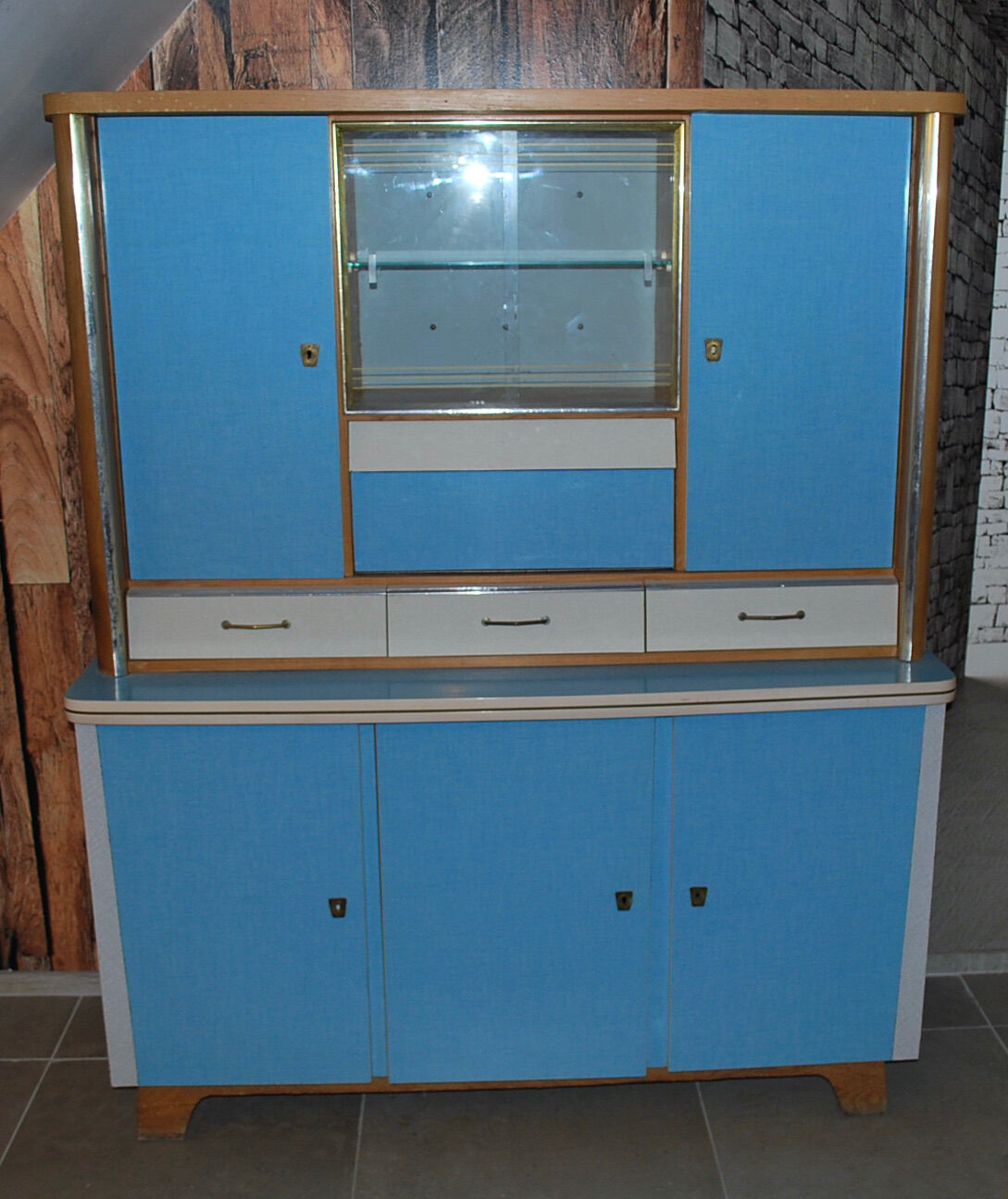Vintage buffet