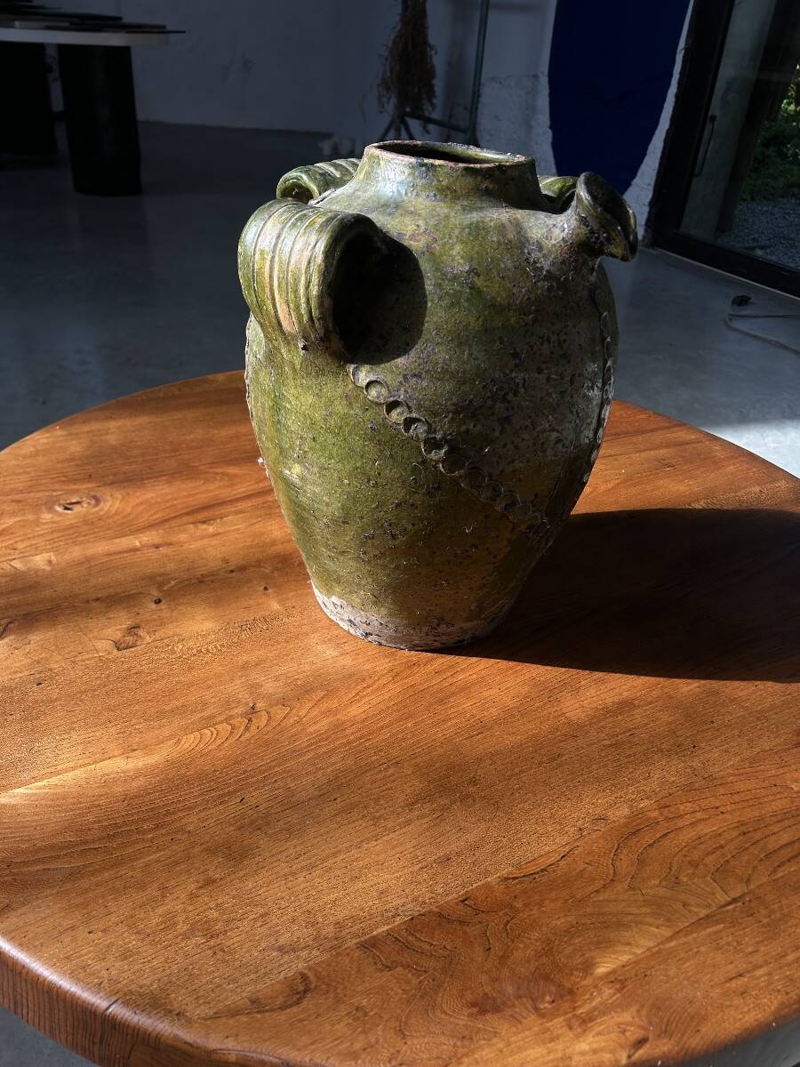 Glazed earthenware oil jug, Beauronne