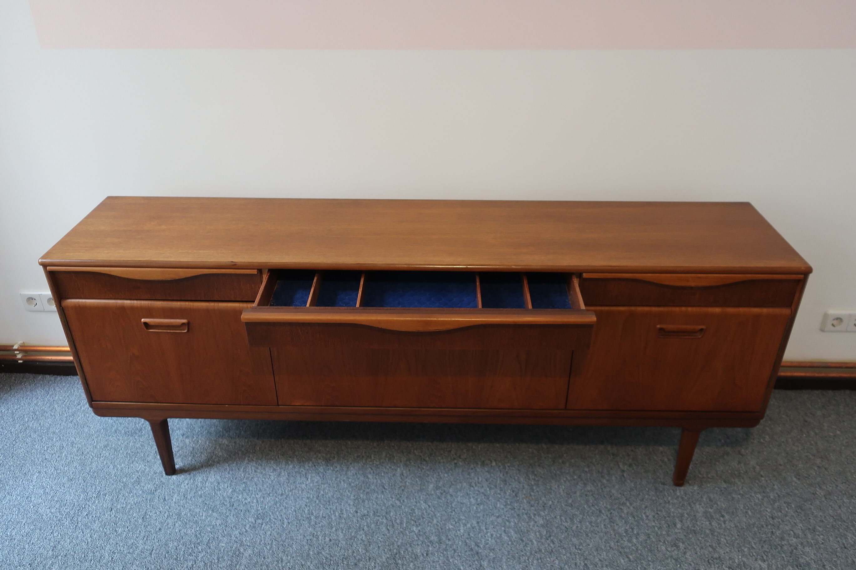 Teak thread of the 60s