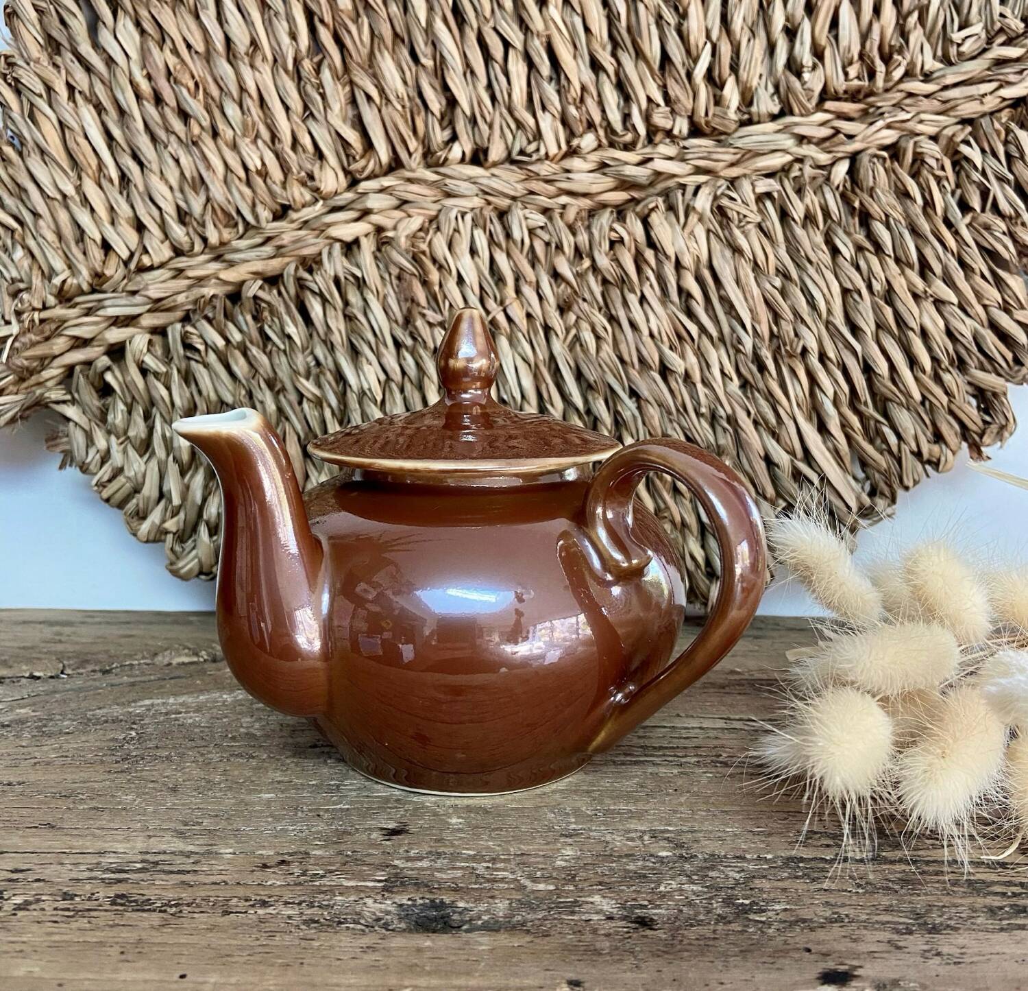 Pillivuyt France Offset Teapot