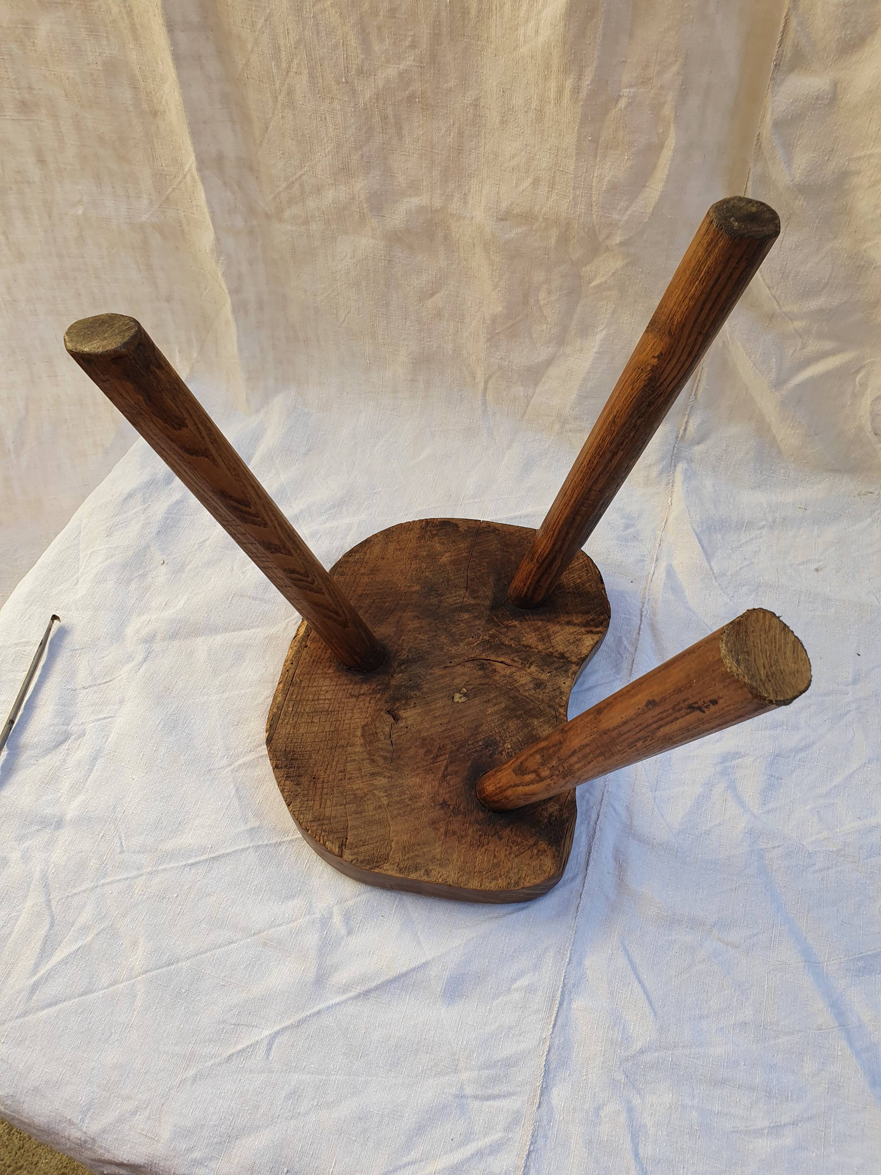 Archois tripod stool