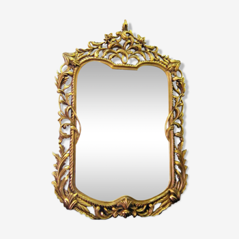 Wooden mirror in gilded beech