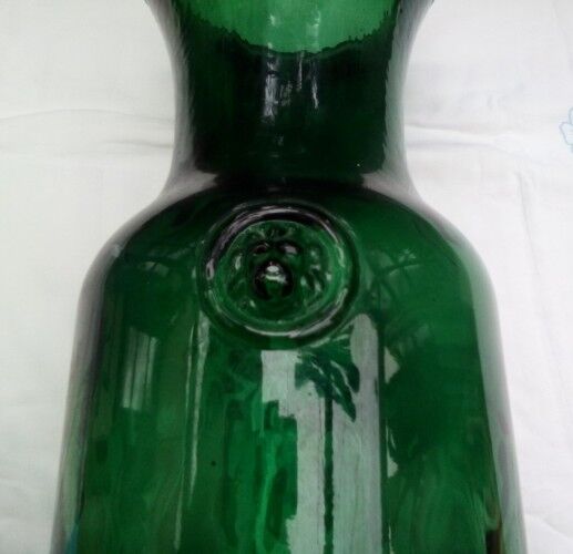 Glass vase