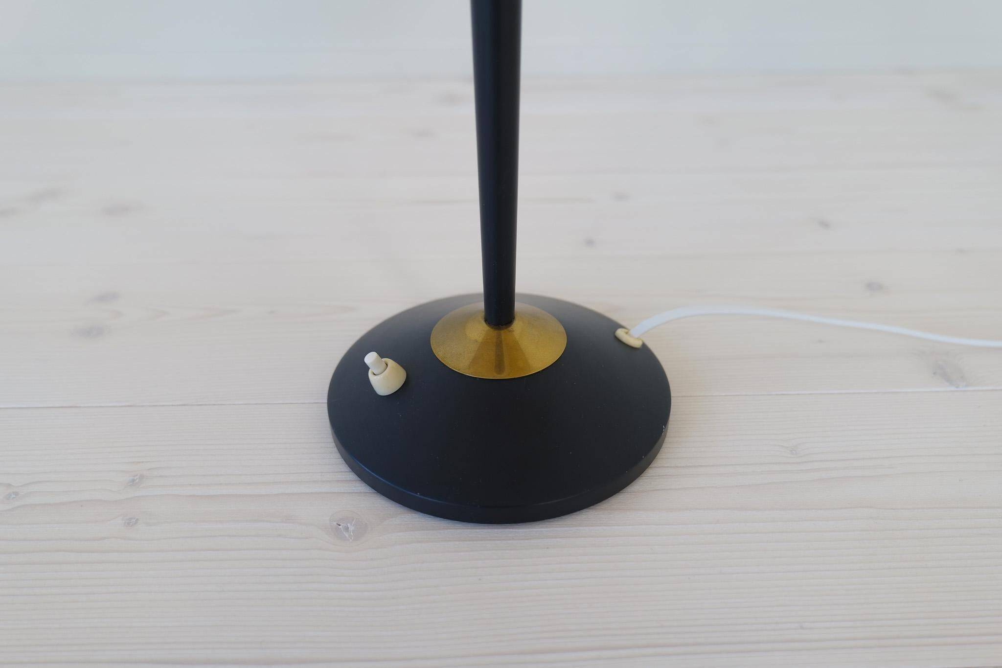 Mid-century modern table lamp in brass and cast iron Asea Sweden, 1950s