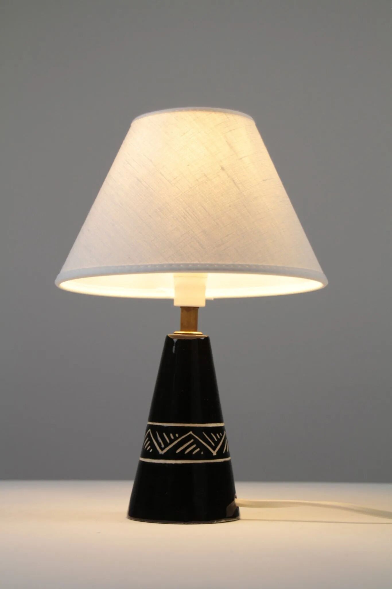 Black ceramic table lamp with sgraffito detail, Scandinavia, 1960s/1970s