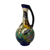 Amphore à motifs floraux