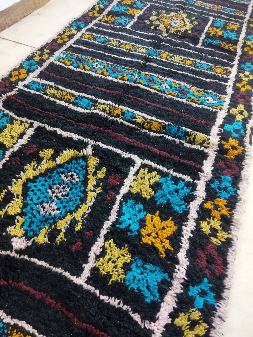 Handmade moroccan berber rug 345 x 110 cm