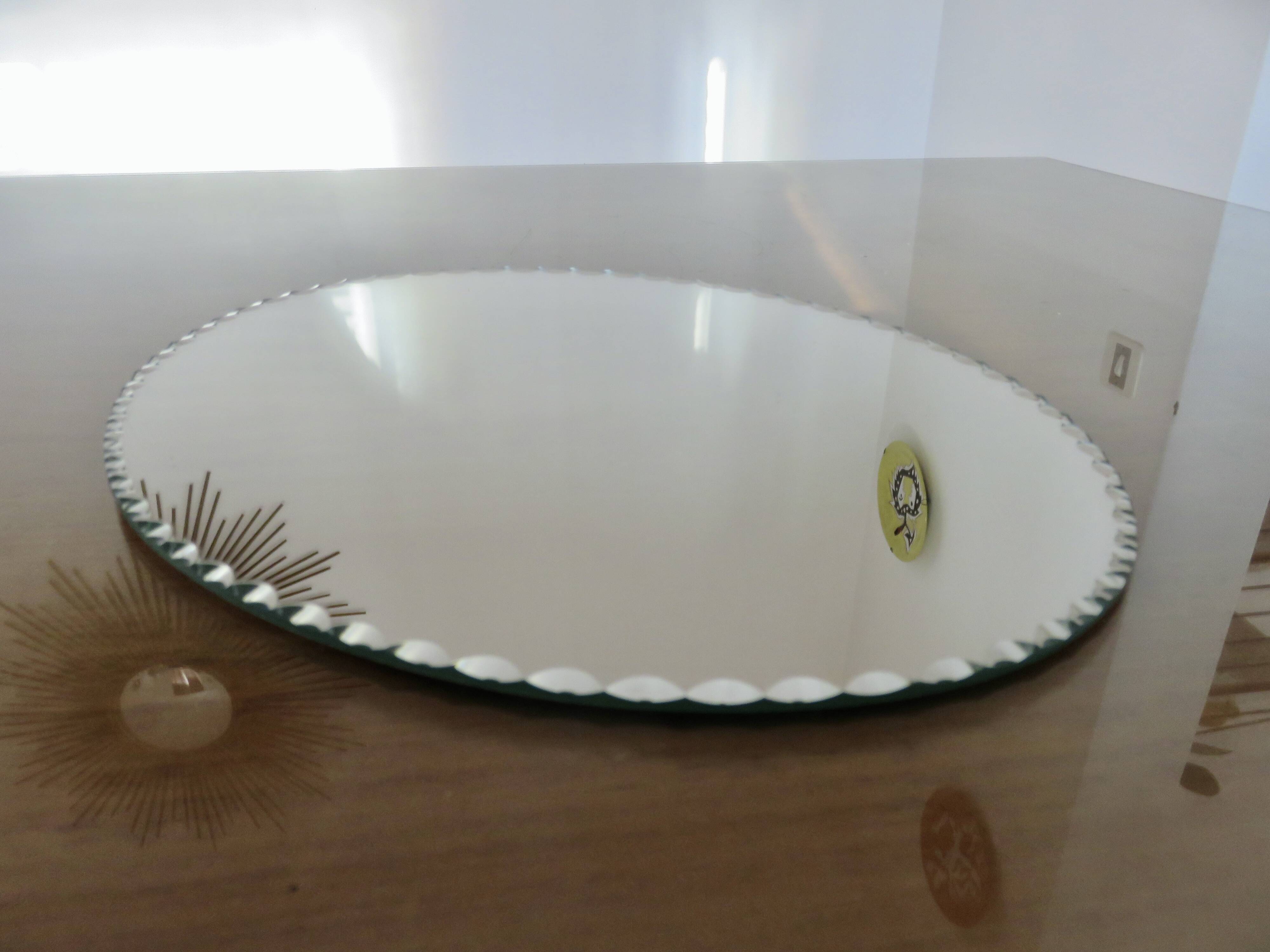 Old oval mirror, beveled, art deco, to put down, 40s 50s