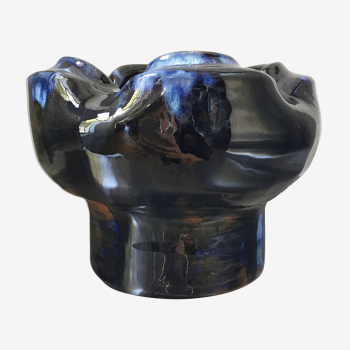 Black ceramic vase