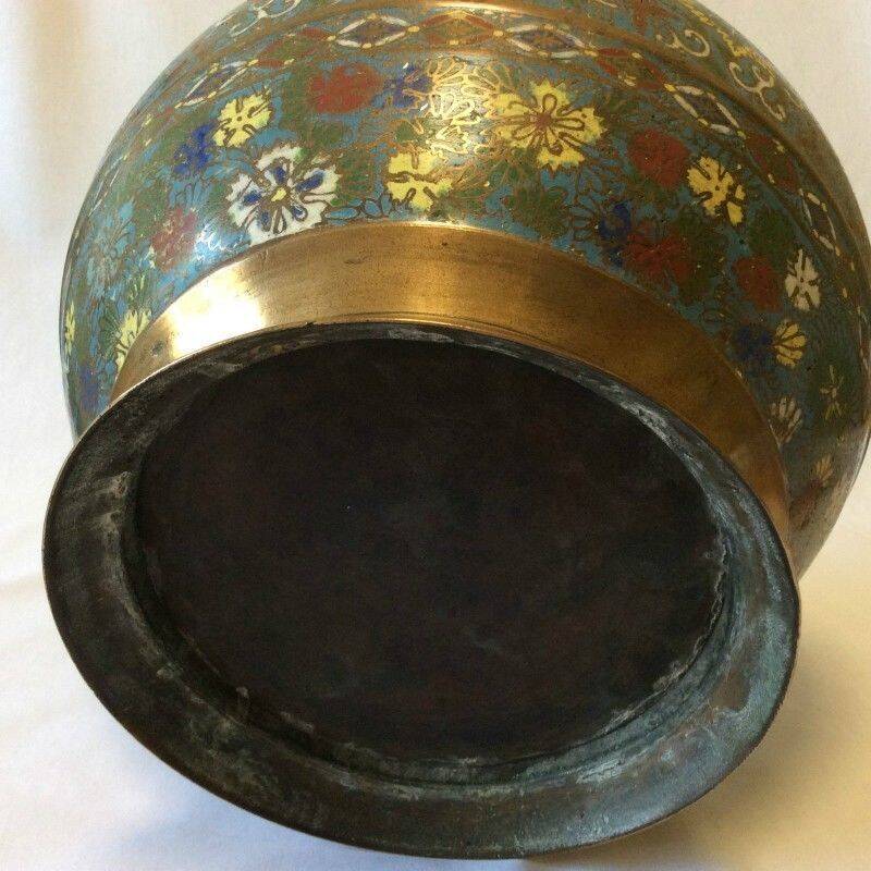 Japan superb cloisonné cache pot with DAIMYO TOKUGAWA clan crest, 19th century Edo Nippon