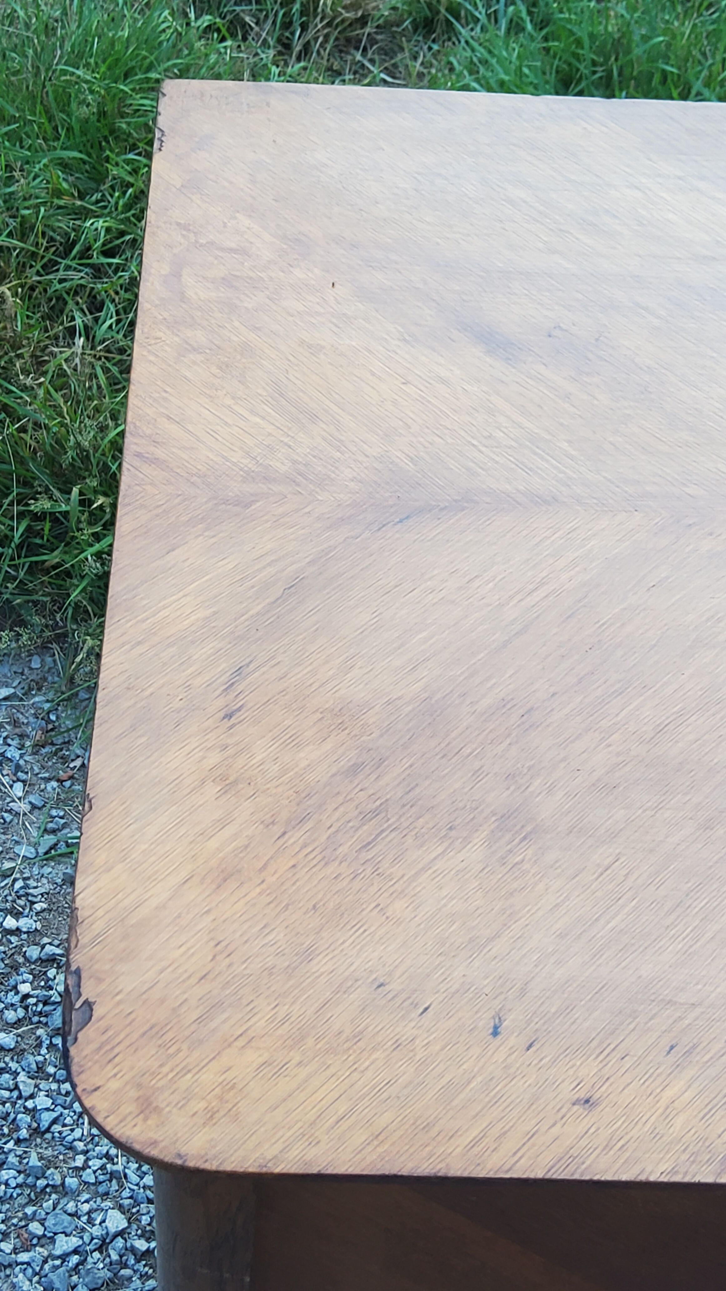 Vintage gold oak row feet compass from the 50s