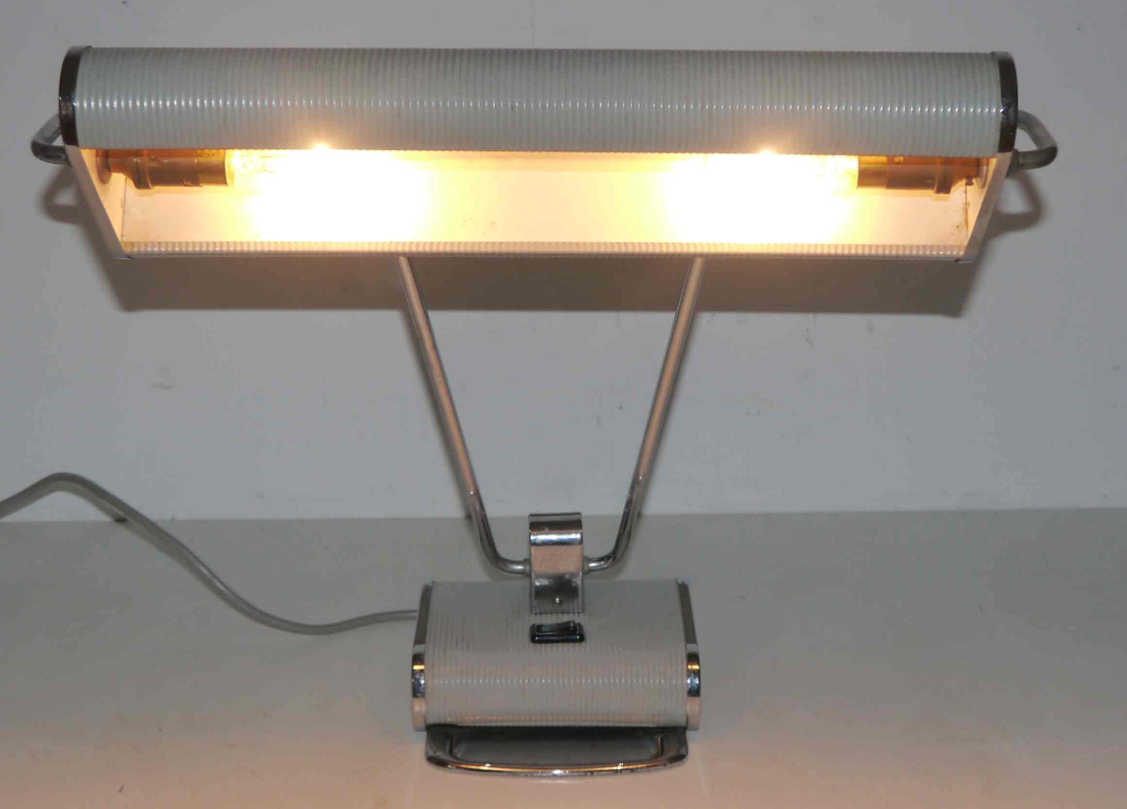 Lampe de bureau Jumo N71