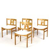 Série de quatre chaises en pin années 60