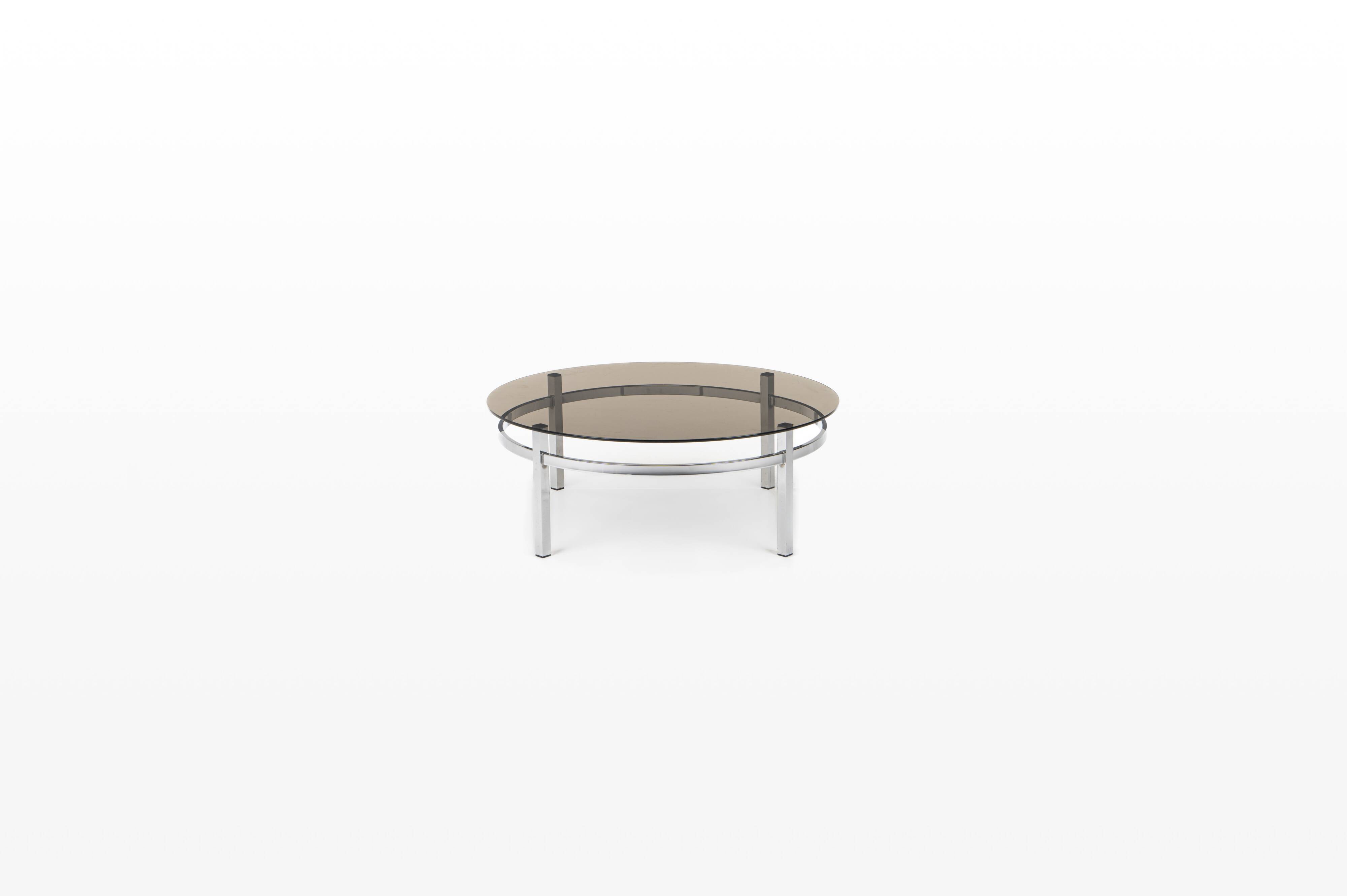 Table basse vintage italienne en chrome et verre fumé