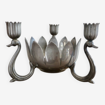 “Swans” tripod candle holder in silver metal from the 70s