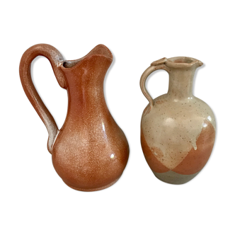 Sandstone pitchers