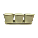 Pots and white metal support patinated batch of 4 decorative items
