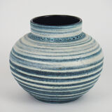 Ceramic vase from Accolay