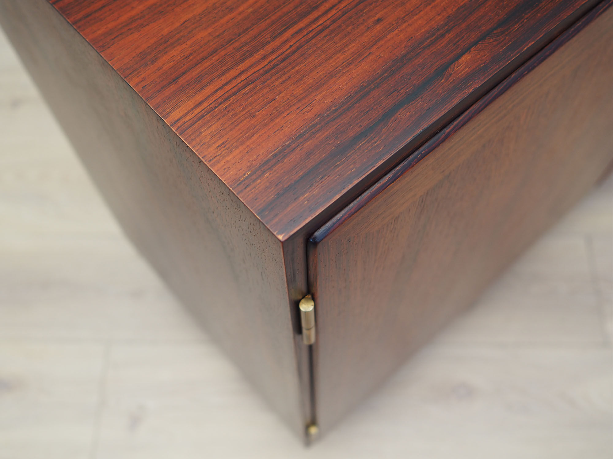 Buffet en palissandre, design danois, années 70, fabricant: Hundevad & Co