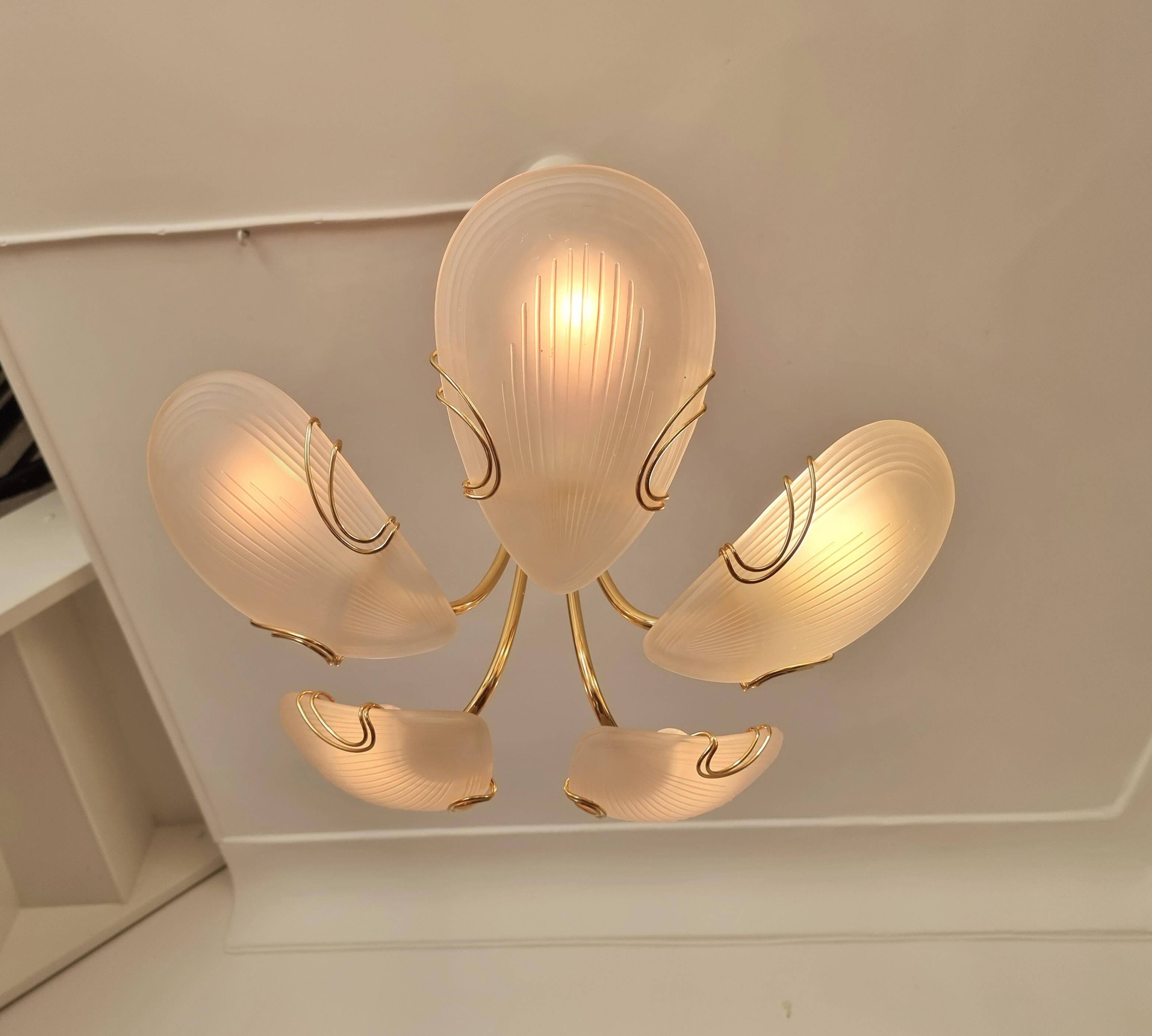 Reijmyre brass pendant with clam-shaped glass, Sweden, 1980s/90s Art Deco style.