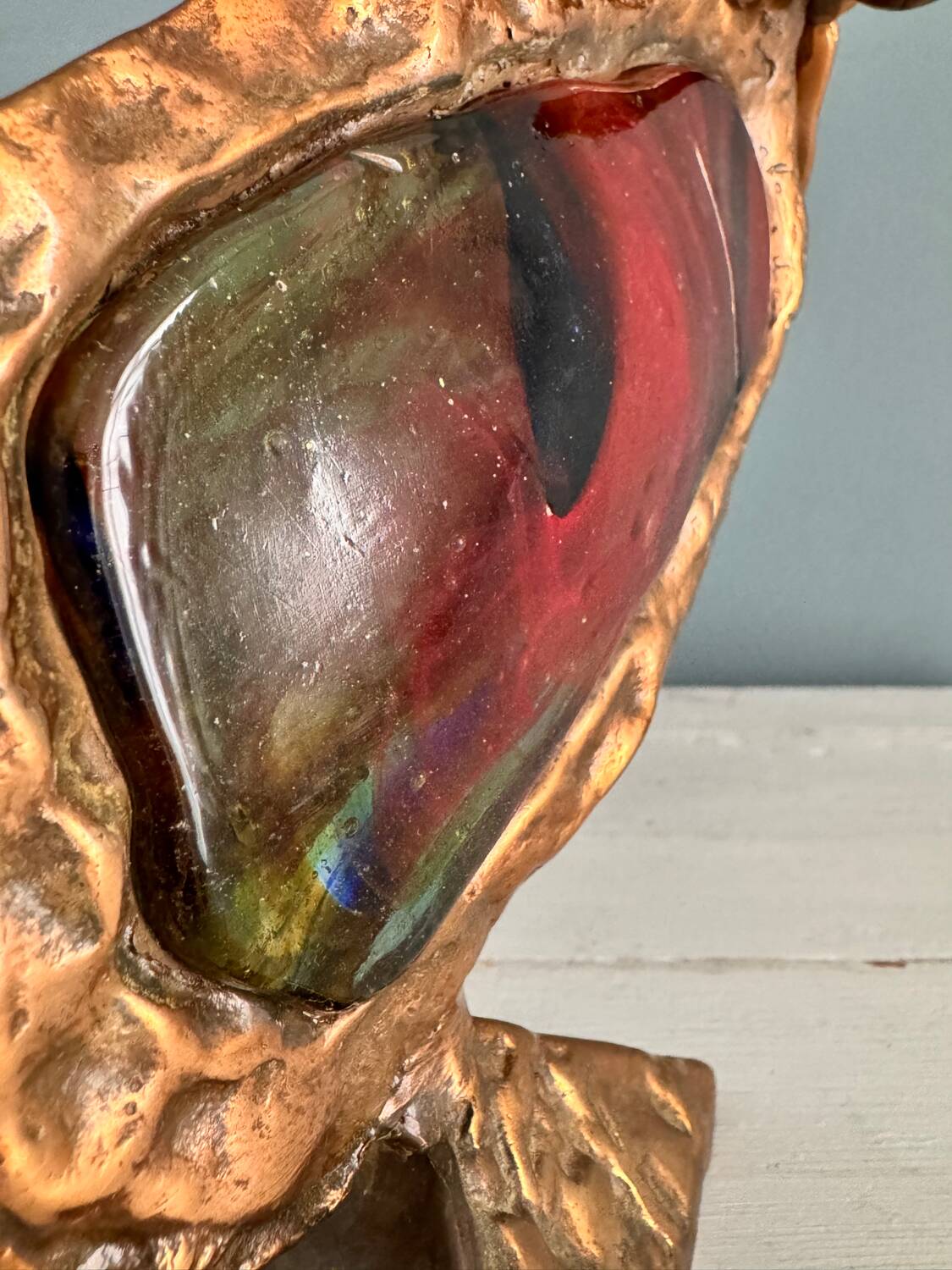 Duck with a bow tie, original sculpture by Yves LOHÉ