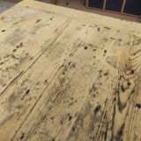 Farm table