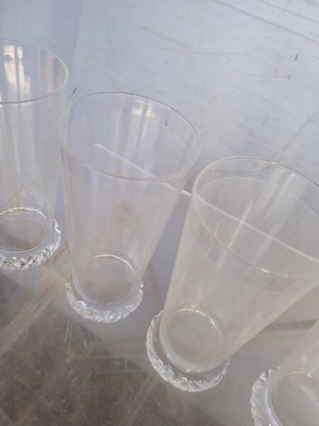 Serie 5 verres Daum cristal filigrané